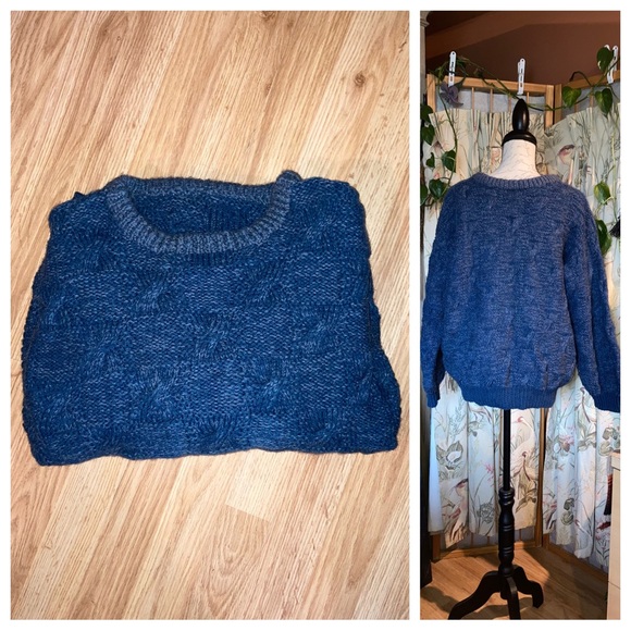 Handmade Chunky Heavyweight Blue Knit Crewneck Sweater Mens Unisex - Picture 1 of 7